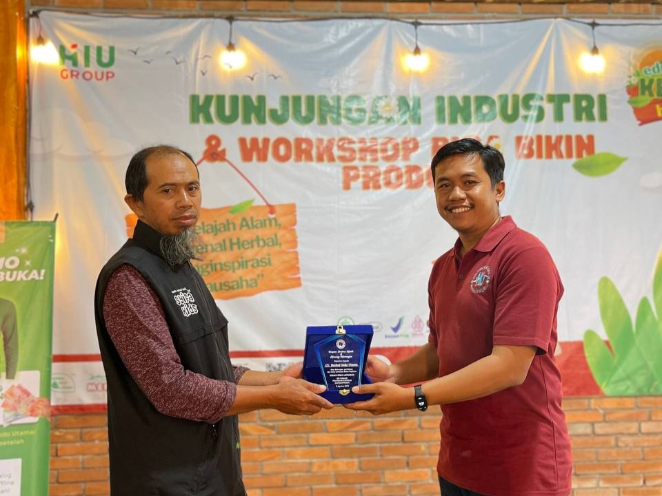 Menengok Kunjungan Industri Mahasiswa Polteka Mangunwijaya ke Herbal Indo Utama